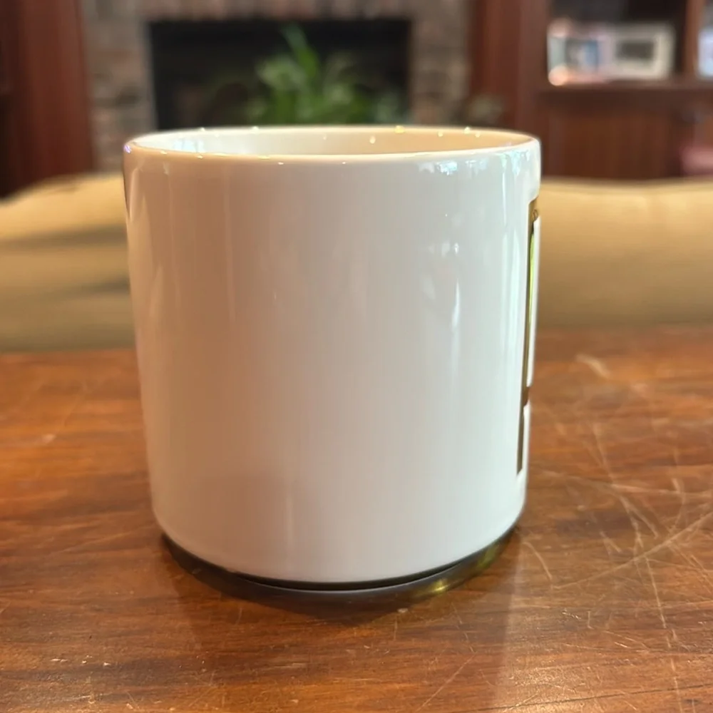 NWT Williams Sonoma Initial P Mug Gold Letter Trim Creamy White Coffee Tea NEW!